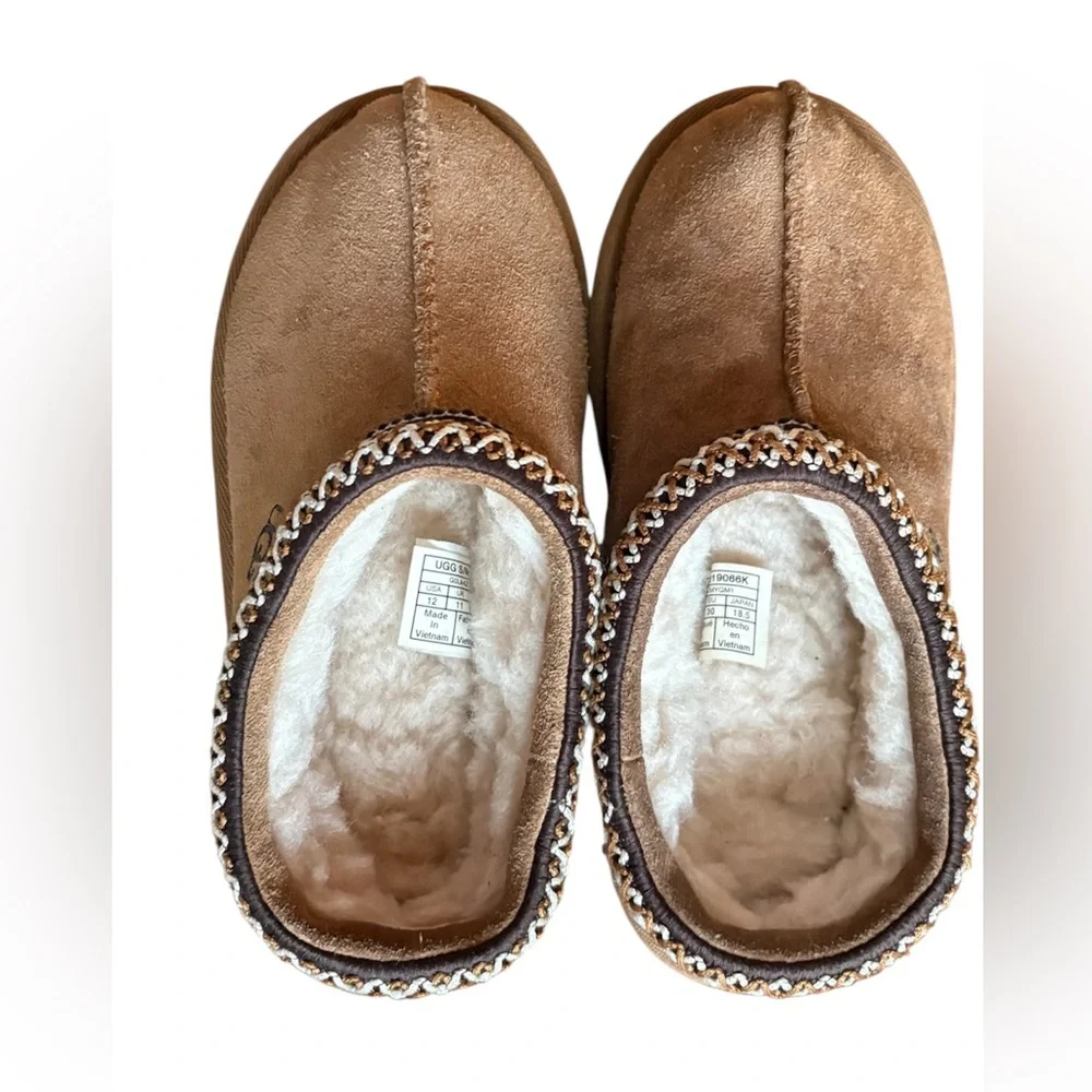 Kids Uggs Brown Slip on Clogs/Slippers Size 12 Like New